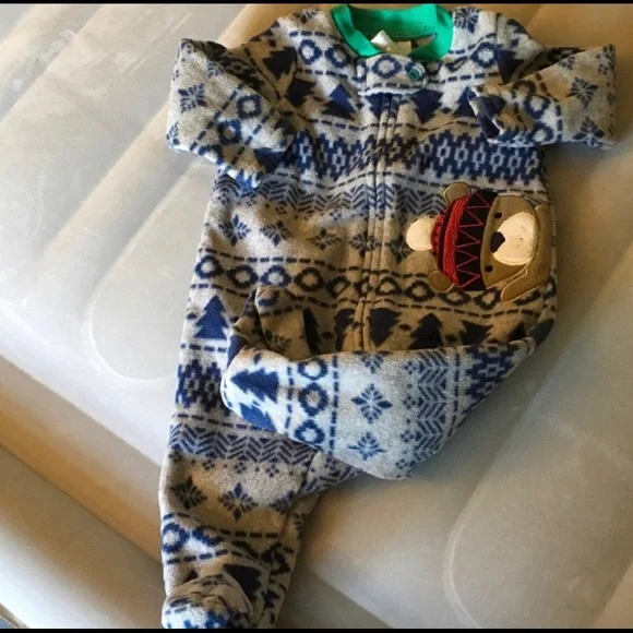 Carters 6 piece Baby boy Bundle size 0-3 mo - Picture 8 of 9